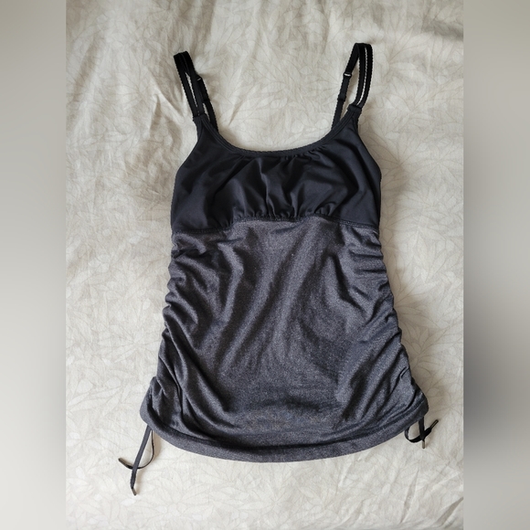 Lululemon tank top size 6 - Picture 1 of 5